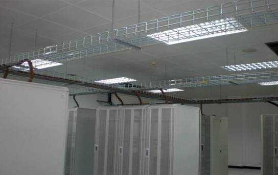 某大專學校機房建設工程照片